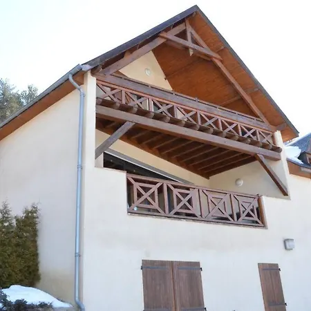シャレー 12 Places A 5 Mn St Lary Camparan